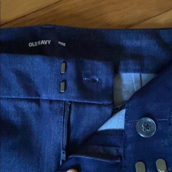 Old Navy Pixie crop blue chino pants size 2 - Picture 5 of 11